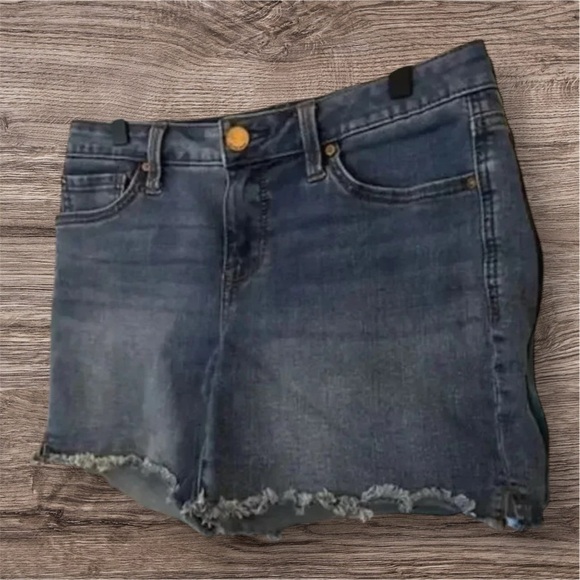 Seven7 Frayed Denim‎ Jeans Shorts Size 4 - Picture 3 of 8
